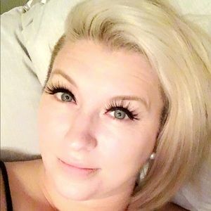 Meet your Posher, Missmisty